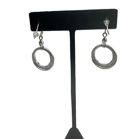 Avon Twisted Circle Pendant Necklace Earrings Set Classic Timeless Set - Picture 8 of 8